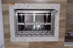 Churrasqueira inox Tecnogrill 11 espetos rotativos e grelha manual