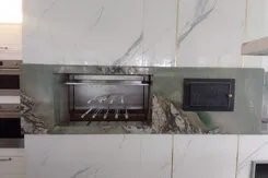 Churrasqueira de Embutir Grill 9 Espetos Suspensos c/ Grelha Motorizada Tecnogrill
